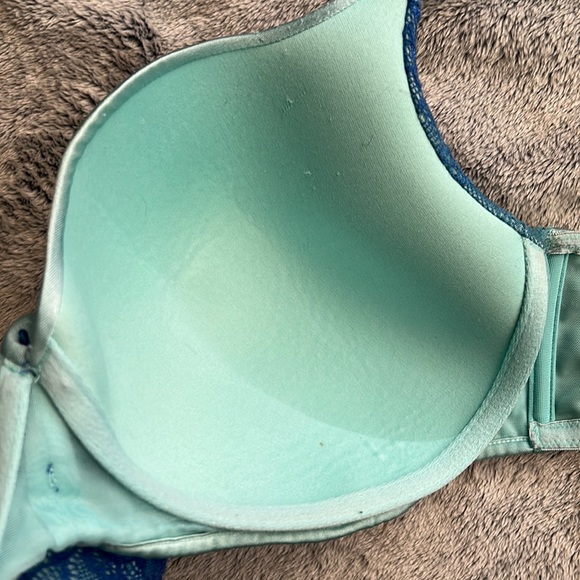 DÉESSE💫 Blue With Lace Lightly Padded Wireless Lightweight Bra - Picture 13 of 13